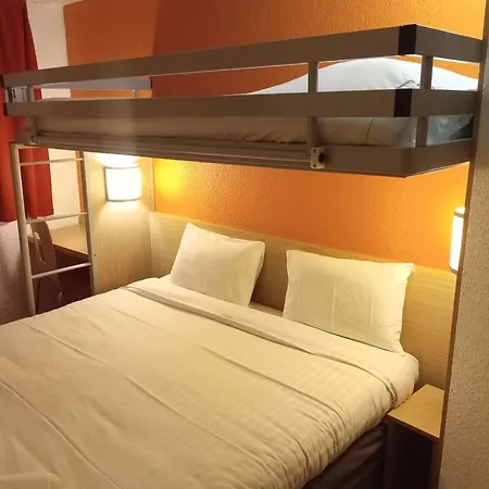Hotel Premiere Classe Brice Sous Foret