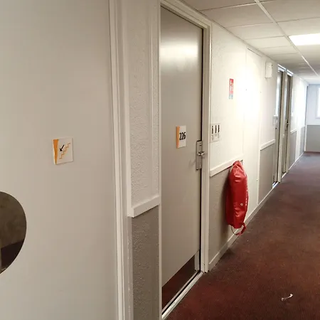 Premiere Classe Brice Sous Foret Hotel *