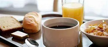 Premiere Classe Brice Sous Foret *